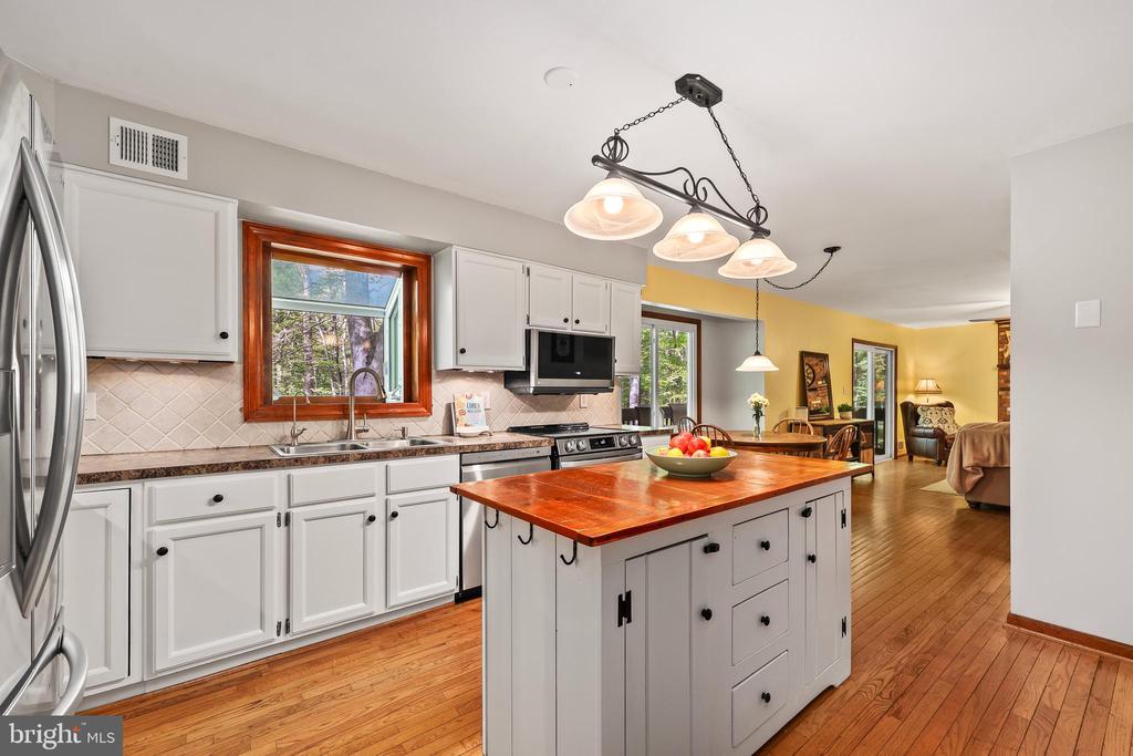 12782 LOST CREEK COURT
