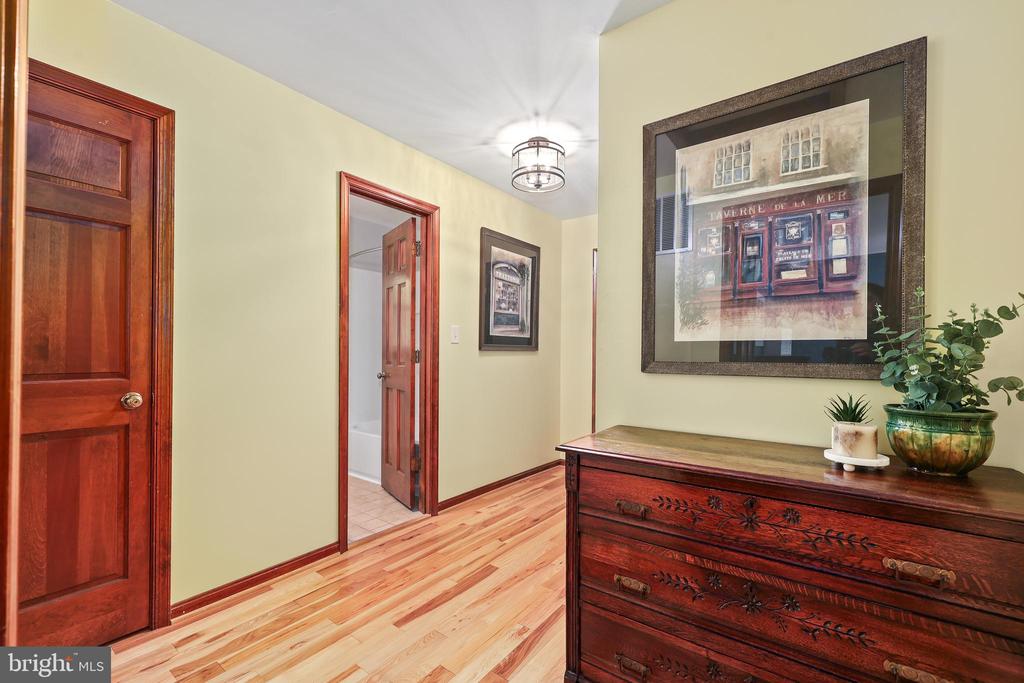 12782 LOST CREEK COURT