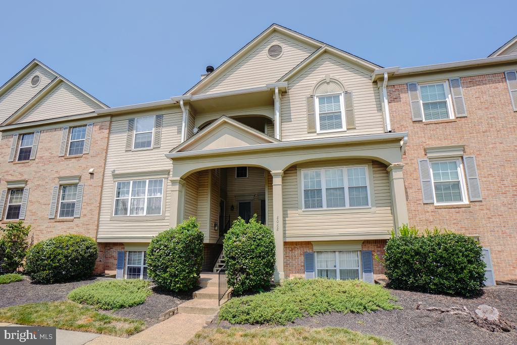 8068 STONEWALL BRIGADE COURT 101