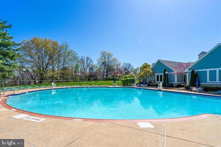 8068 STONEWALL BRIGADE COURT 101