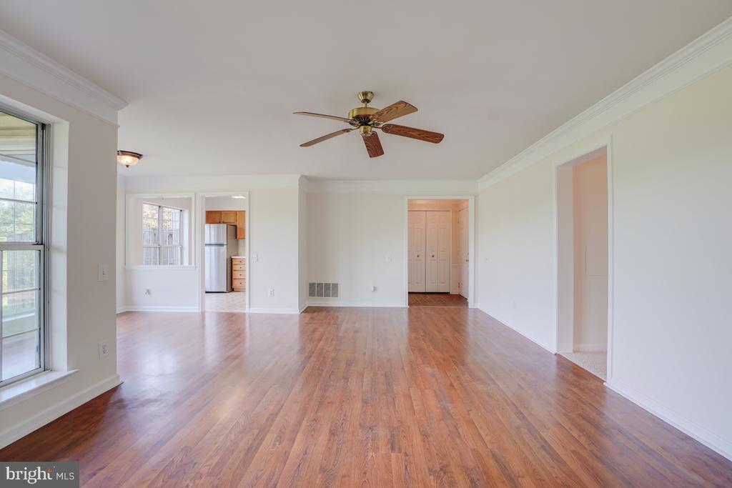 8068 STONEWALL BRIGADE COURT 101