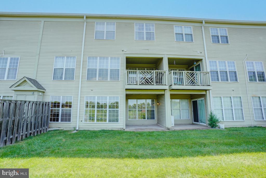 8068 STONEWALL BRIGADE COURT 101