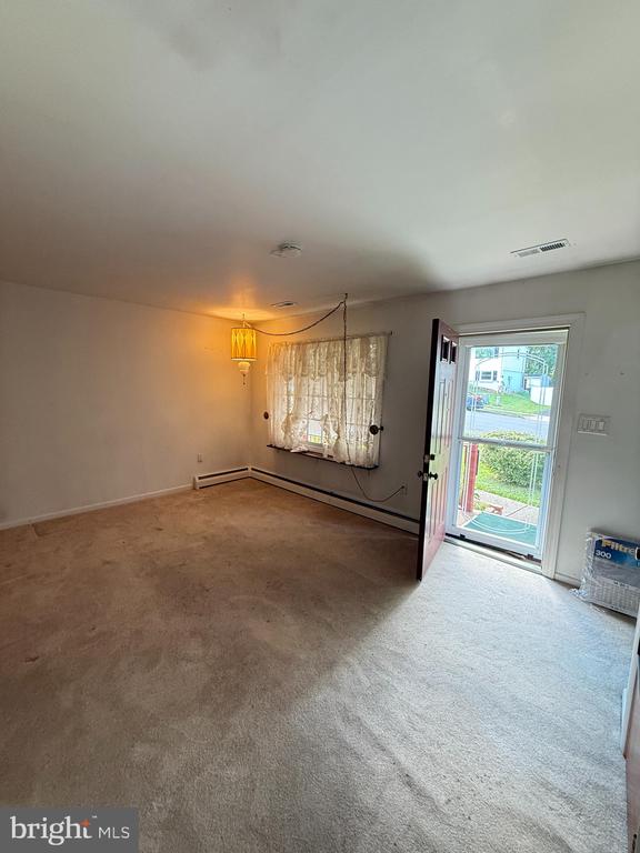 4228 HOFFMAN DRIVE