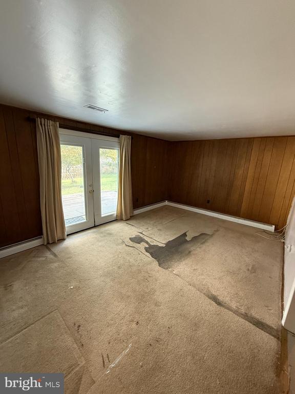 4228 HOFFMAN DRIVE