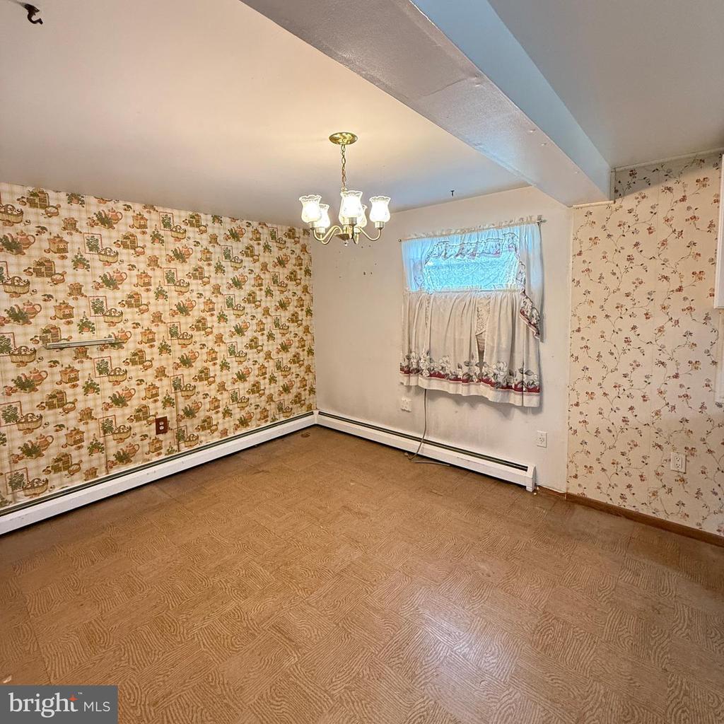 4228 HOFFMAN DRIVE