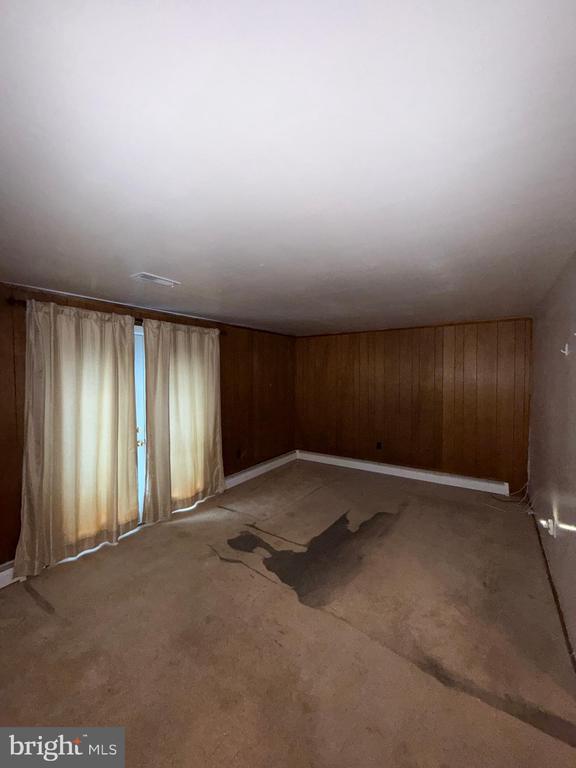 4228 HOFFMAN DRIVE