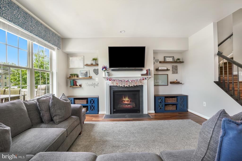 6602 BARTRAMS FOREST LANE