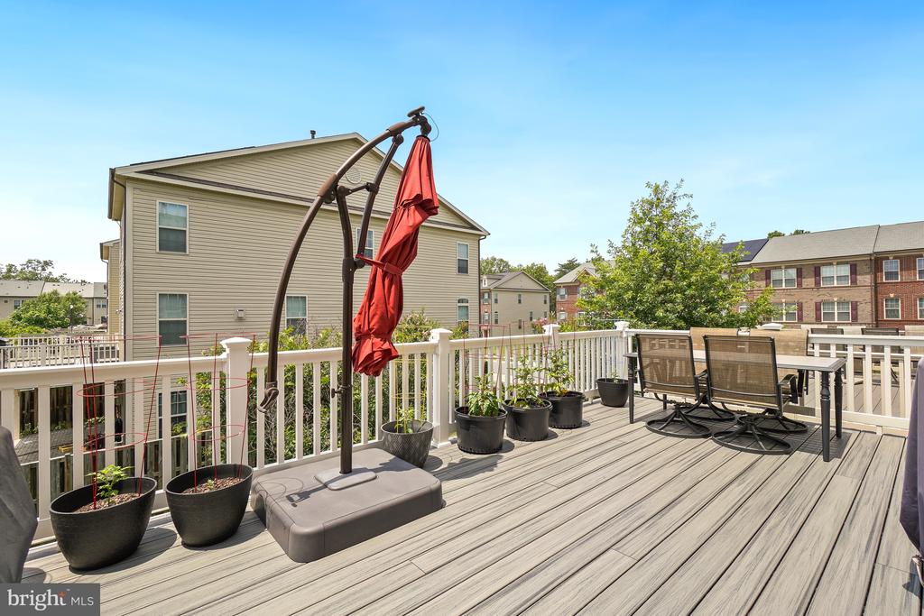 6602 BARTRAMS FOREST LANE