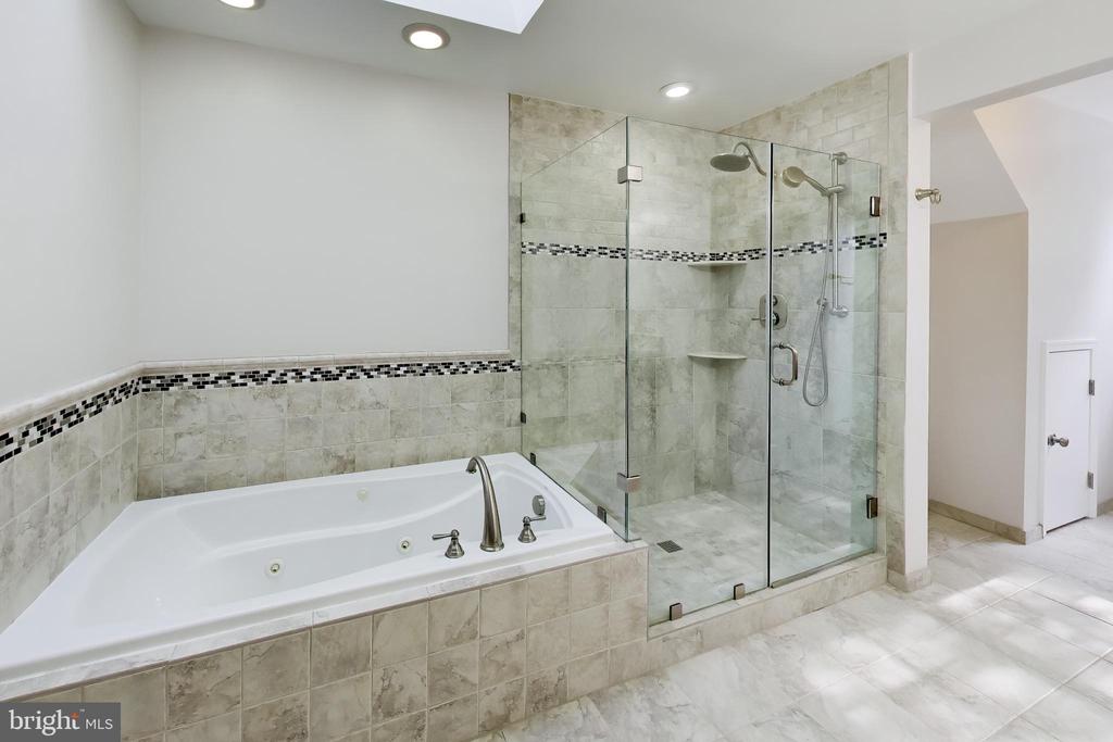 11815 TROIKA COURT