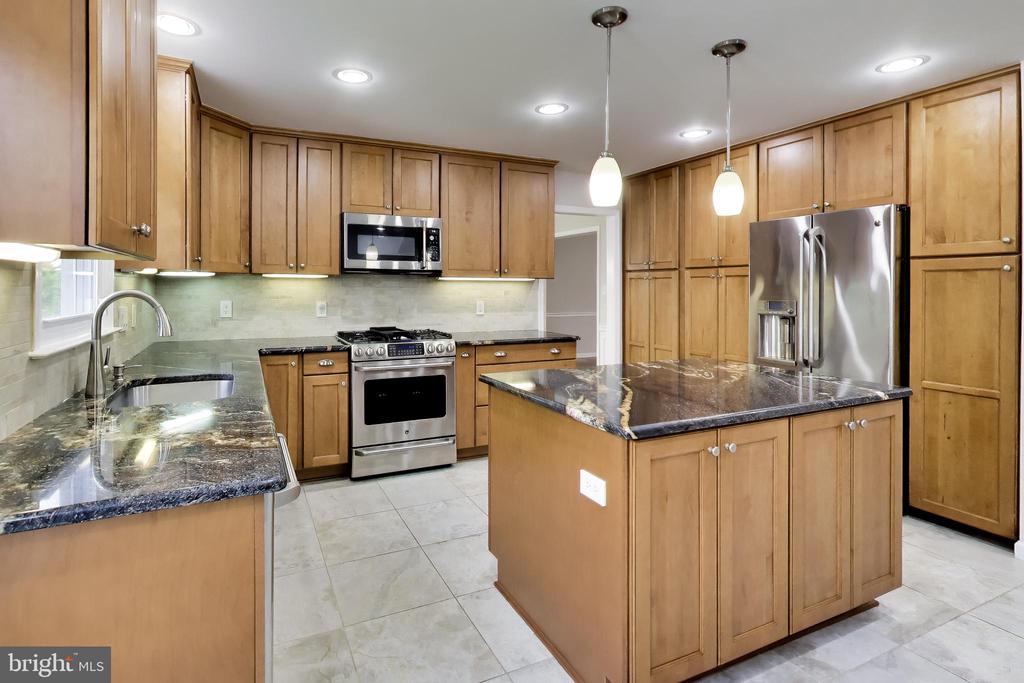 11815 TROIKA COURT