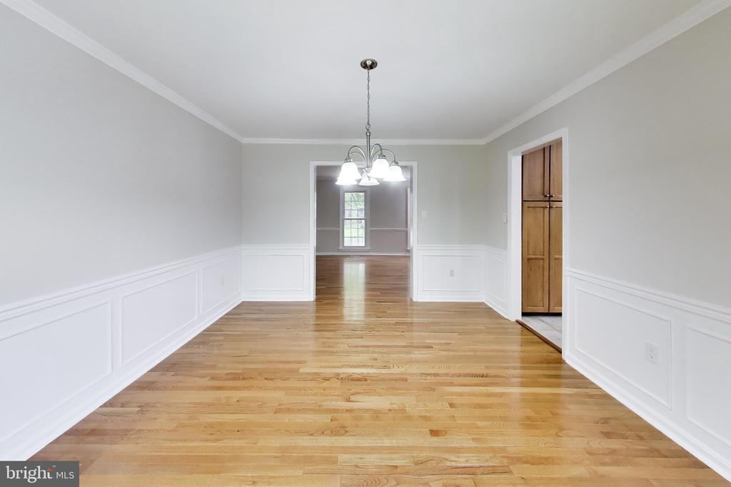 11815 TROIKA COURT