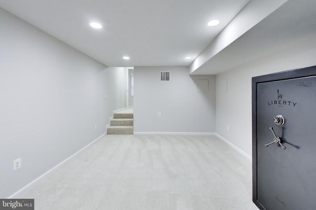 11815 TROIKA COURT