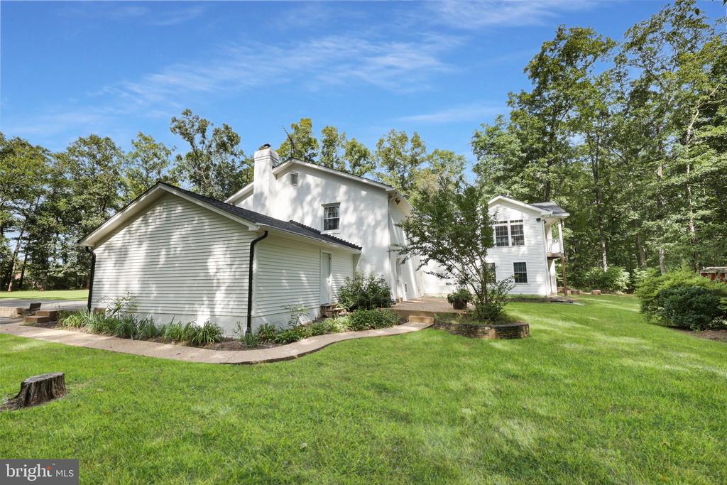 10705 PARKGATE DRIVE