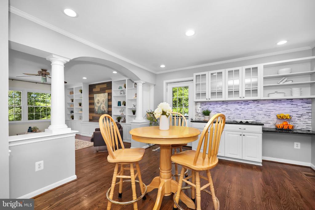 10705 PARKGATE DRIVE