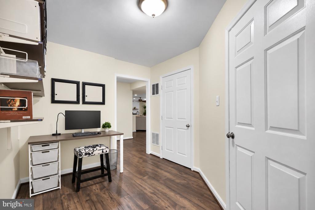 10705 PARKGATE DRIVE