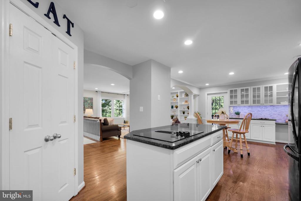 10705 PARKGATE DRIVE