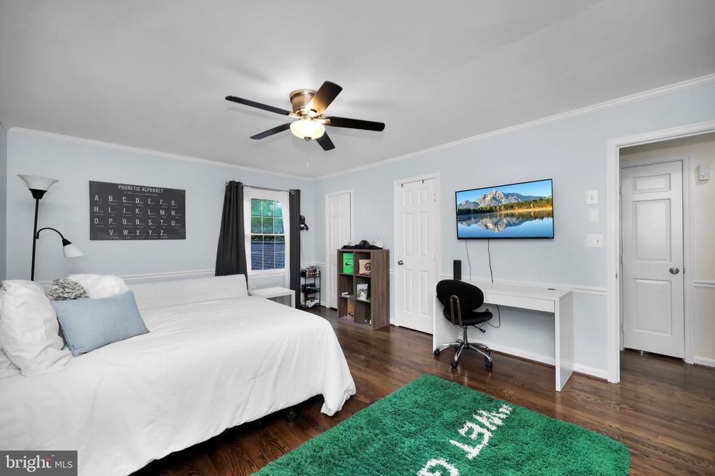 10705 PARKGATE DRIVE