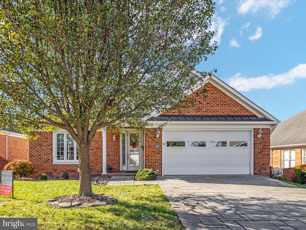 217 STONY POINTE WAY
