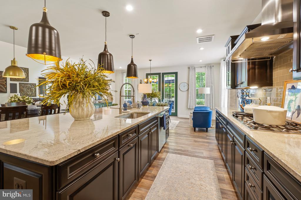 8524 LAROQUE RUN DRIVE
