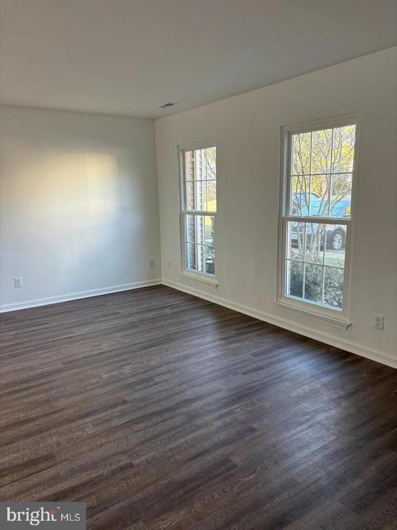 5108 BROOKE VALLEY COURT