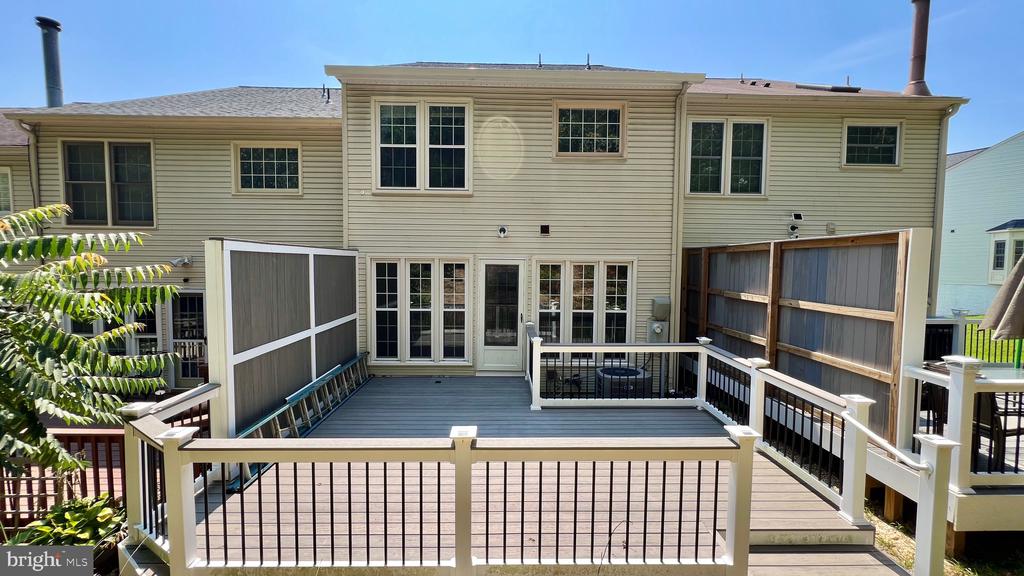 208 FAIR OAKS AVENUE