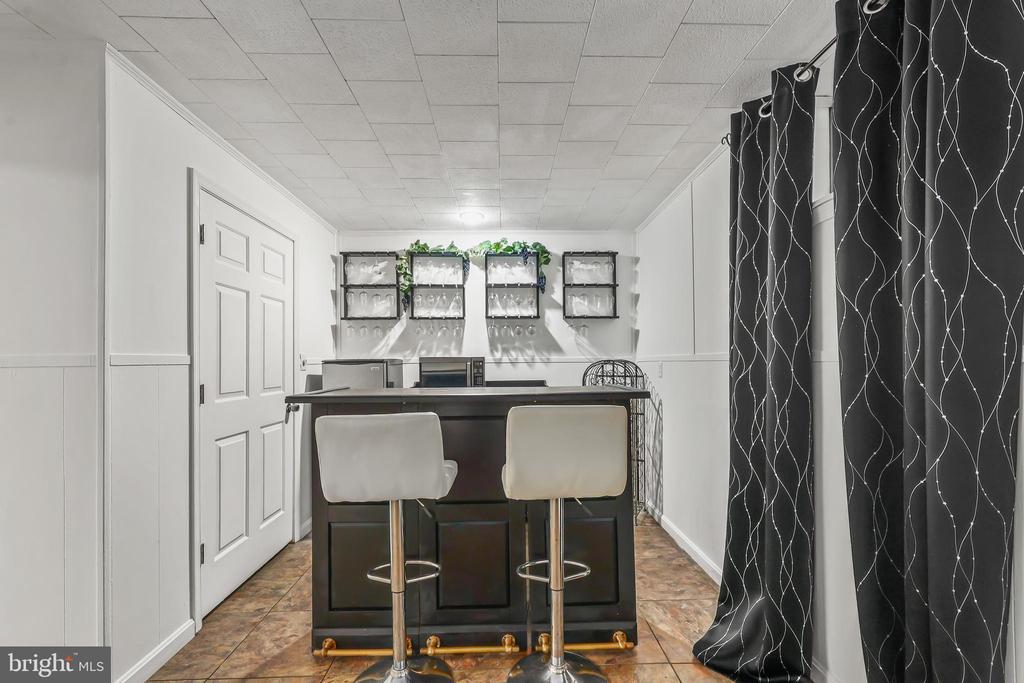 1012 ISABELLA DRIVE