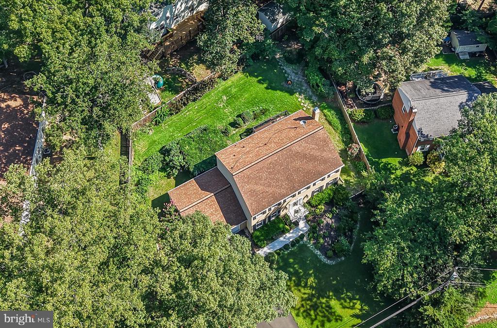 1012 ISABELLA DRIVE