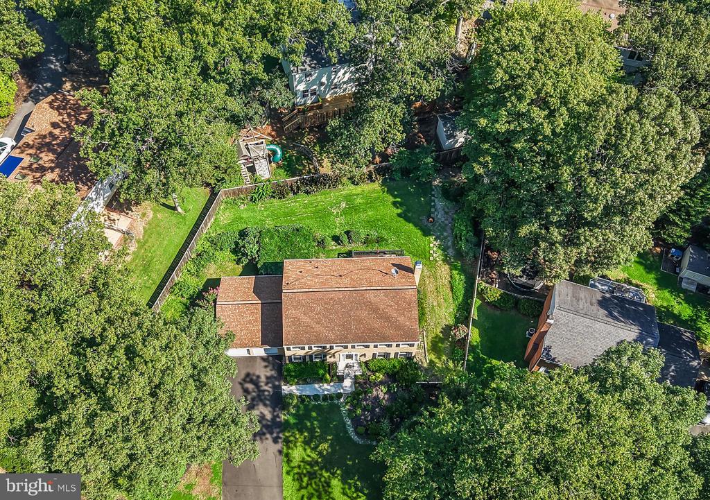1012 ISABELLA DRIVE