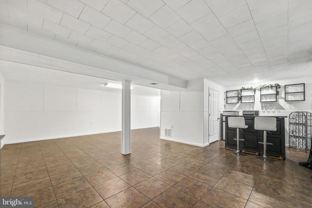 1012 ISABELLA DRIVE