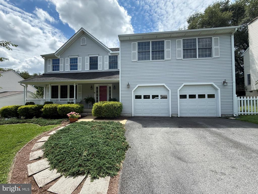 1605 FORT BRADDOCK COURT