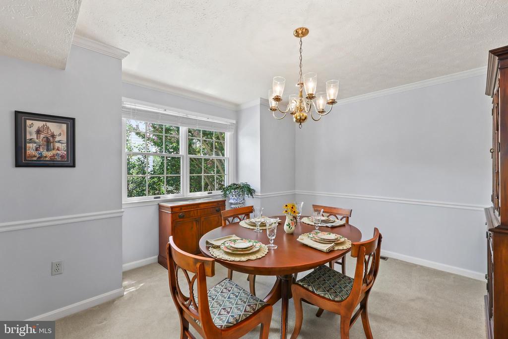 1605 FORT BRADDOCK COURT