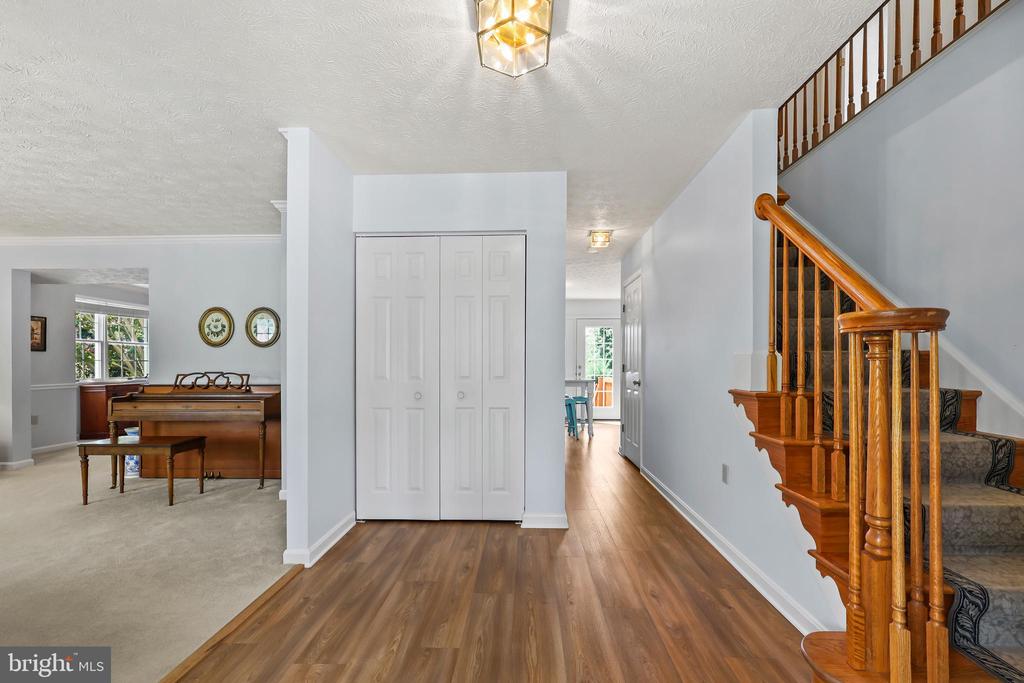 1605 FORT BRADDOCK COURT