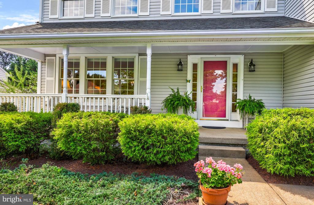 1605 FORT BRADDOCK COURT