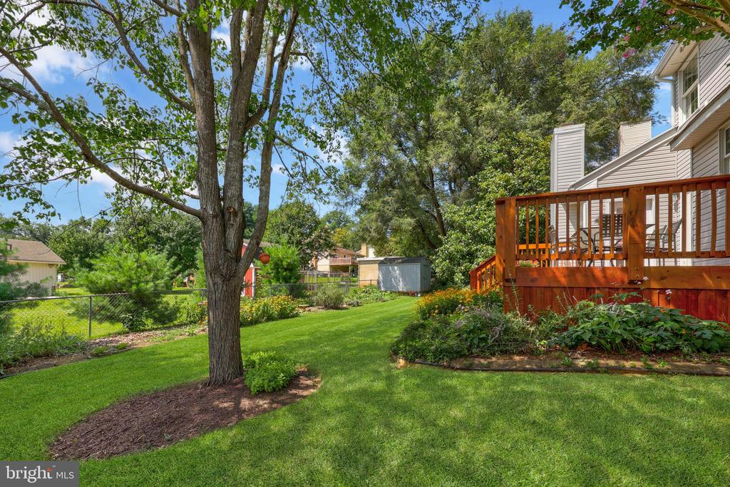 1605 FORT BRADDOCK COURT