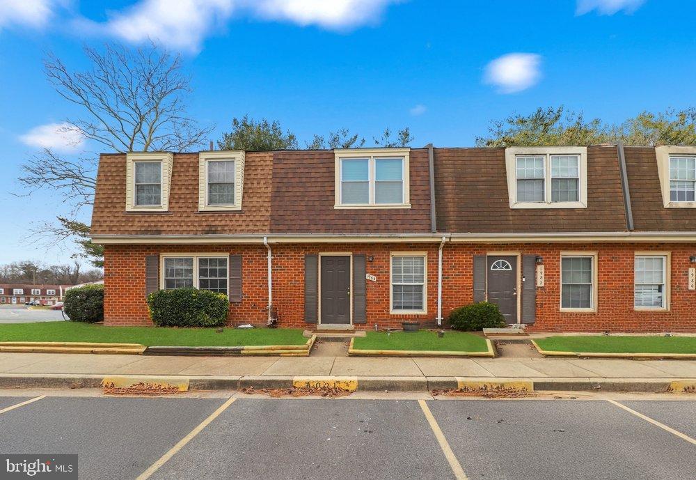 1984 ARWELL COURT