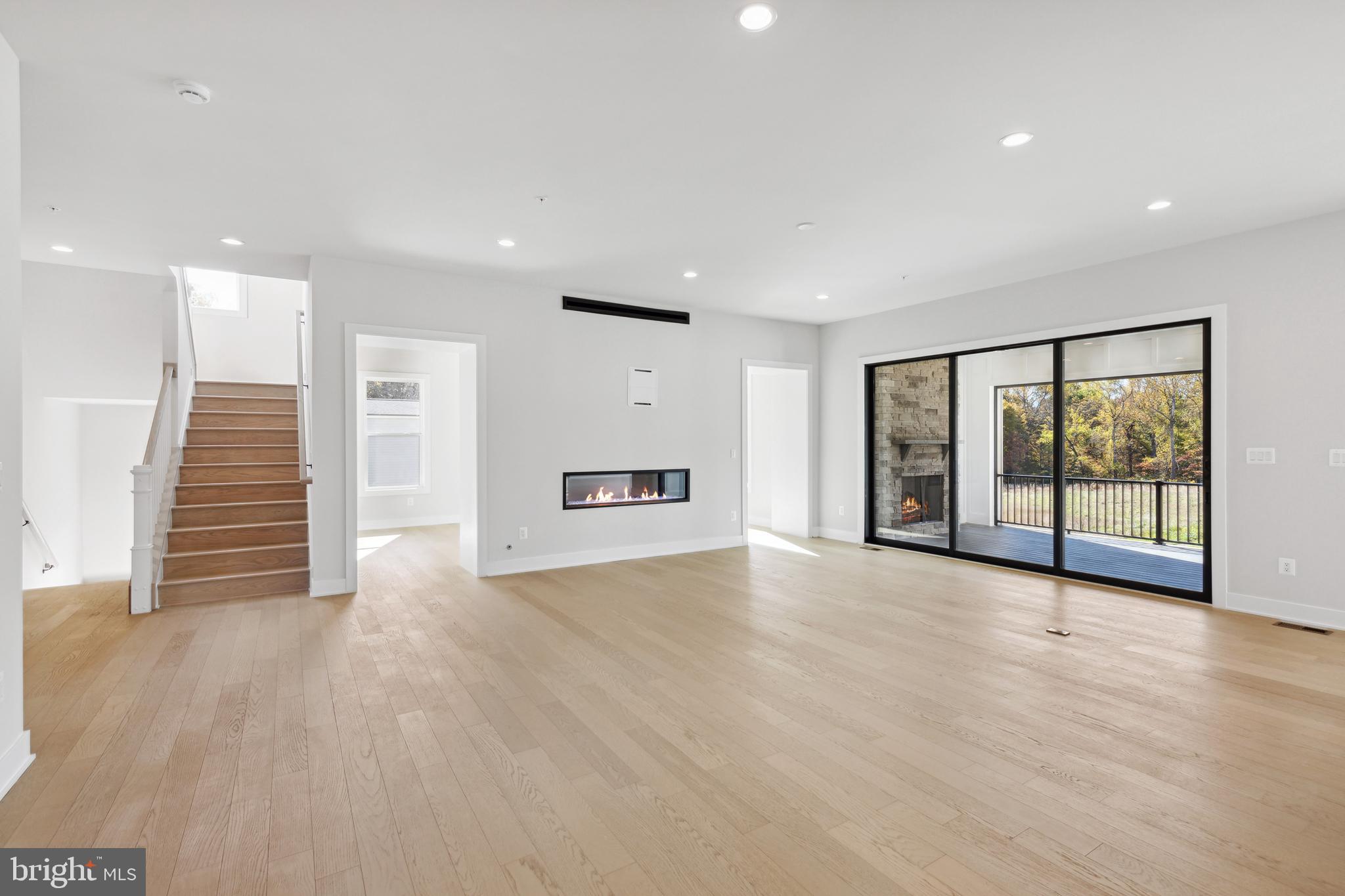 10605 REYNOLDS COURT