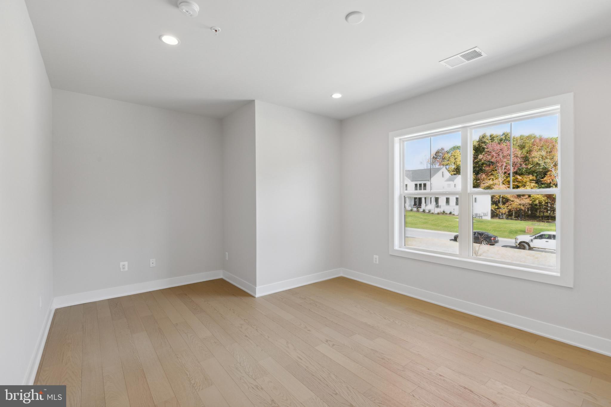 10605 REYNOLDS COURT