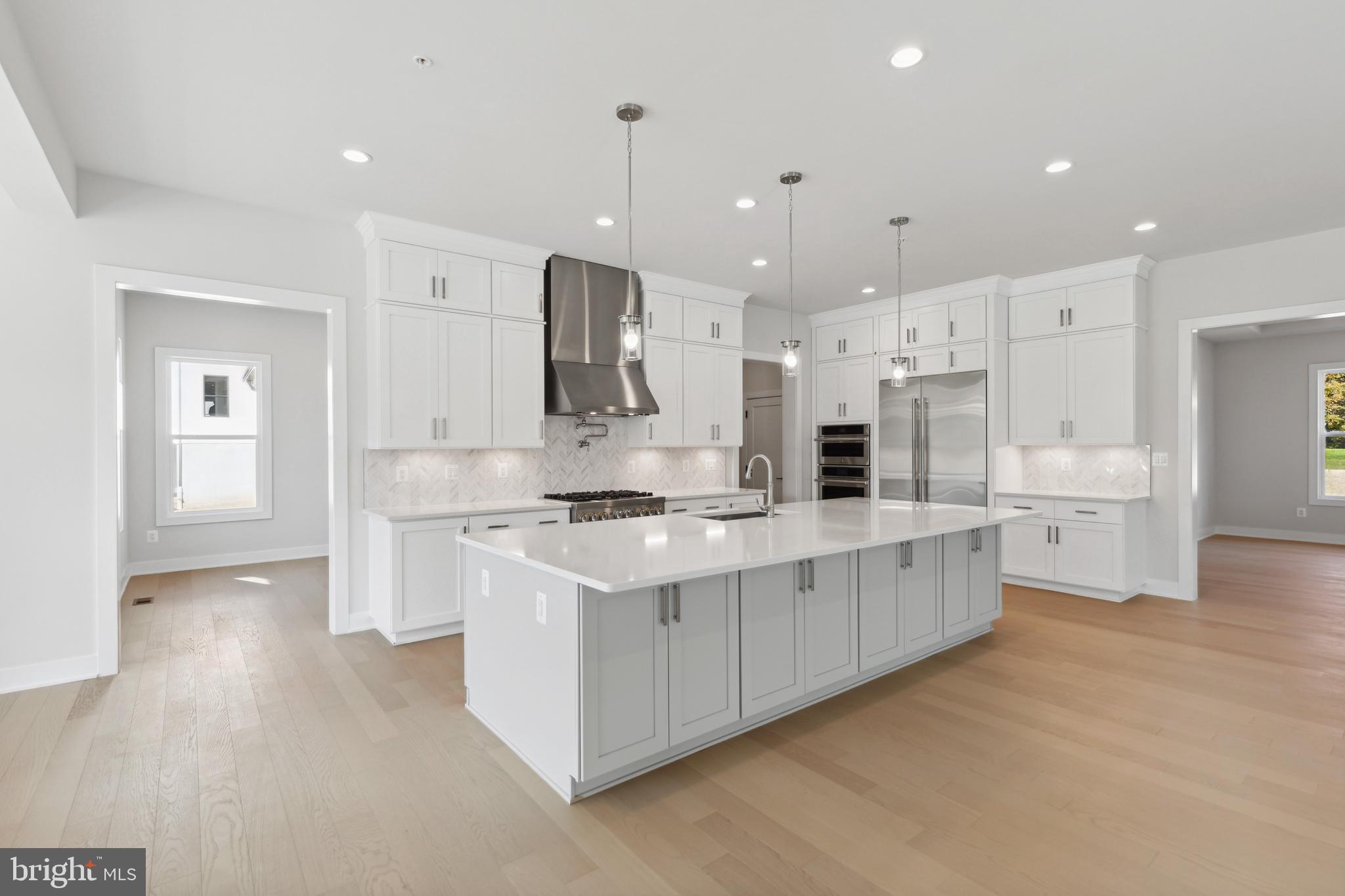 10605 REYNOLDS COURT