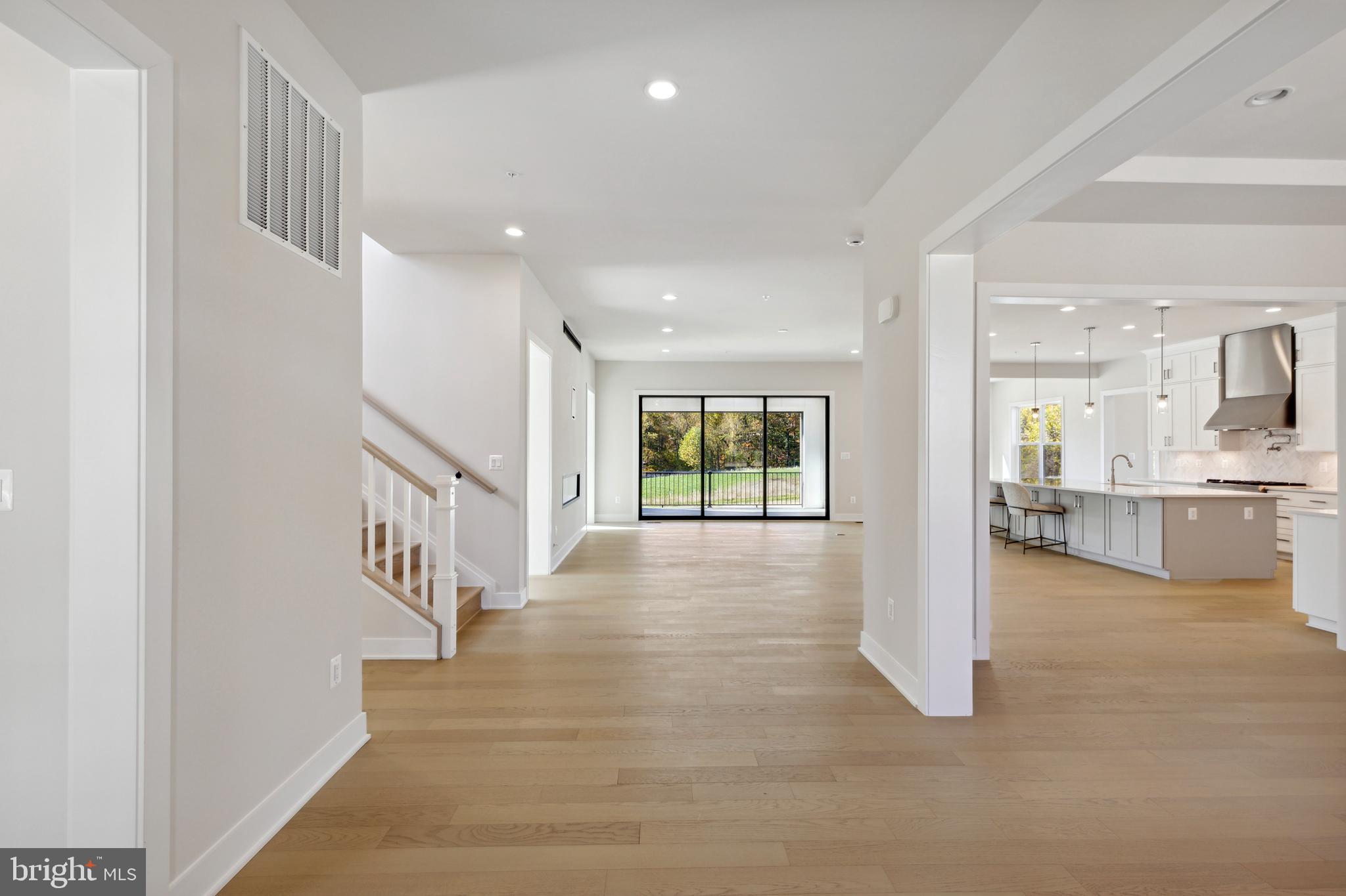 10605 REYNOLDS COURT