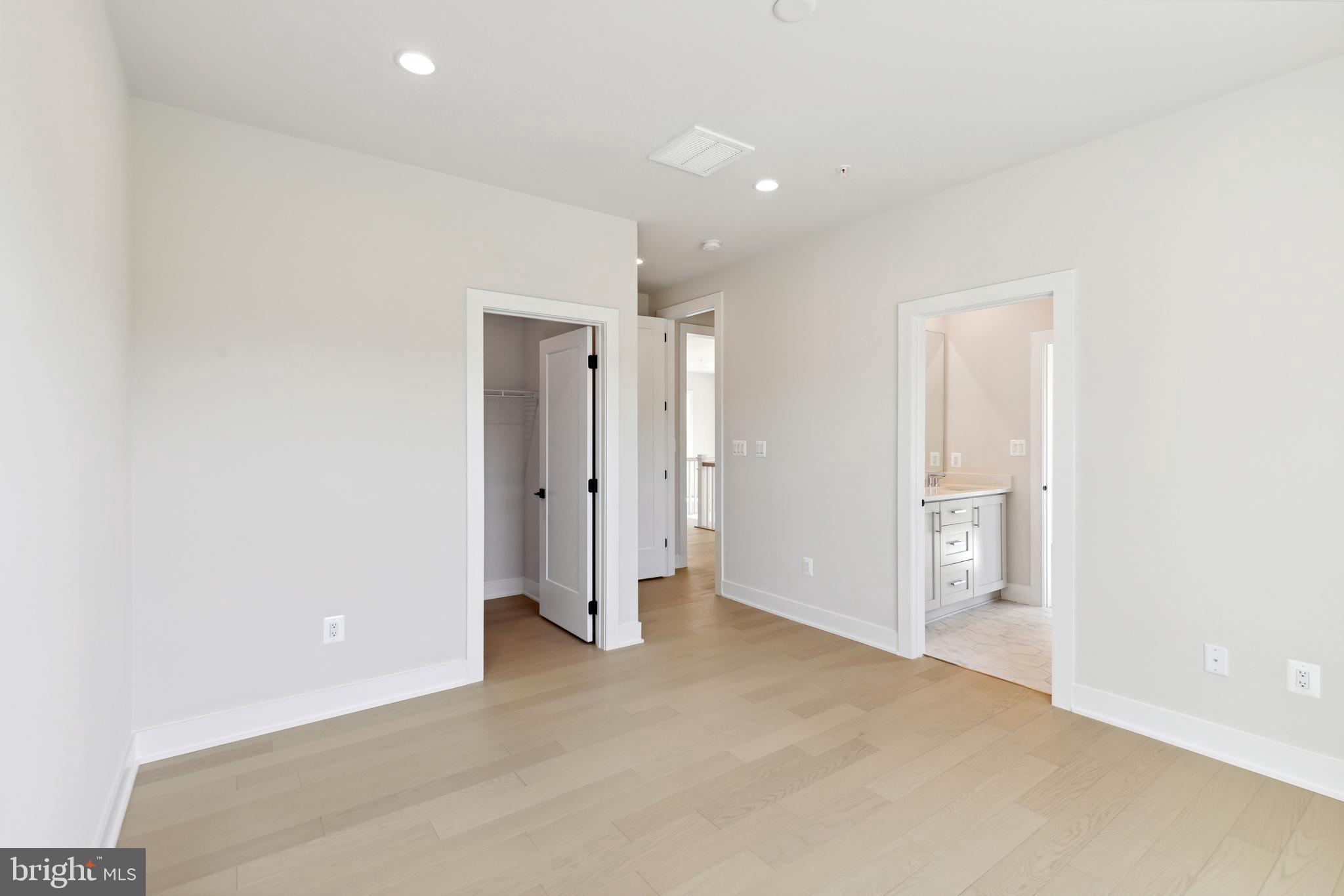 10605 REYNOLDS COURT