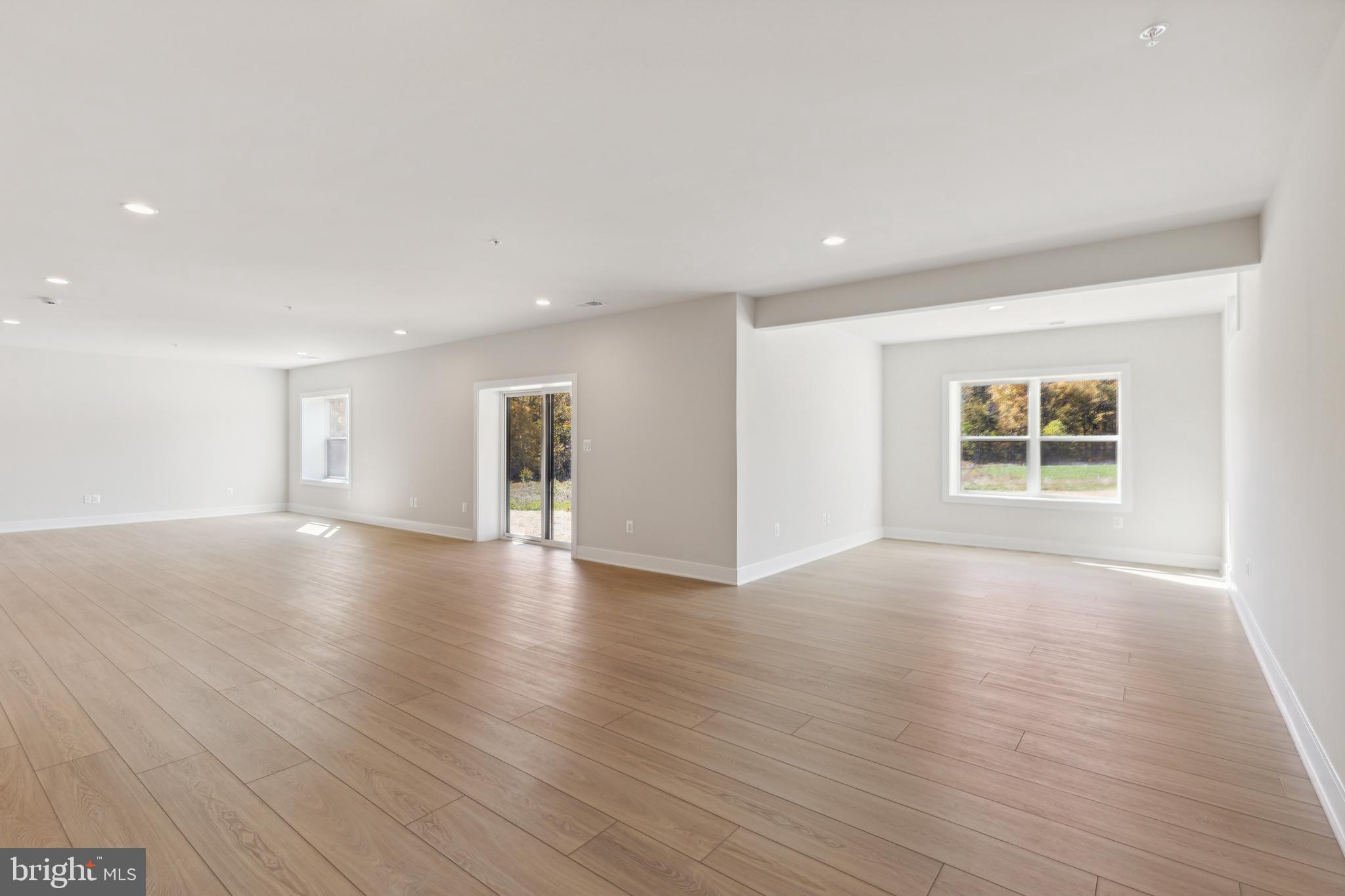 10605 REYNOLDS COURT