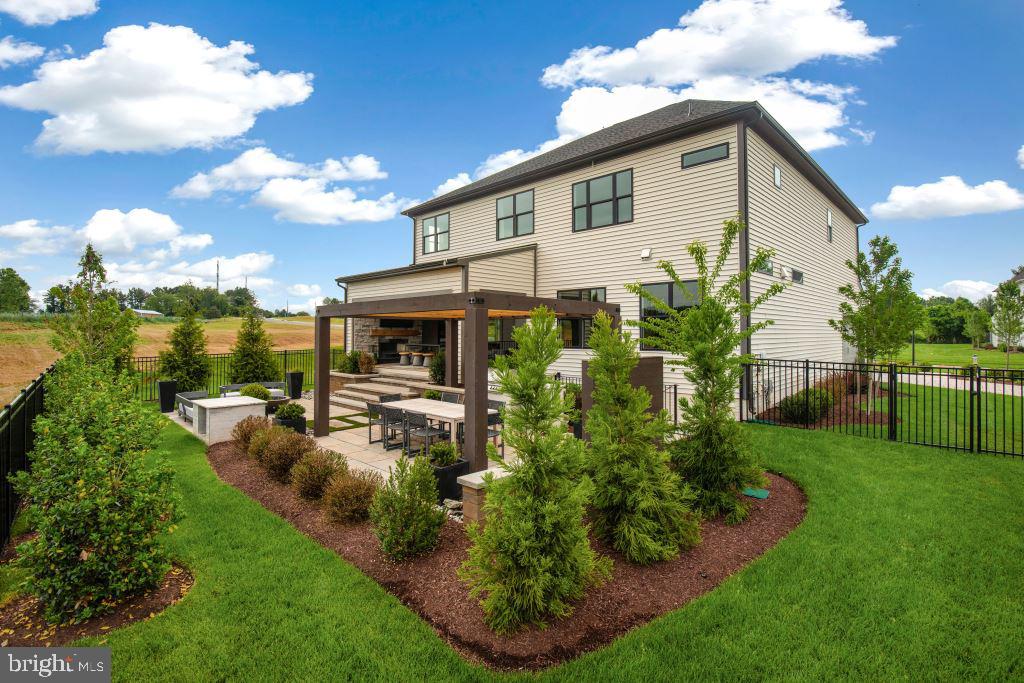 12368 POTOMAC HUNT ROAD