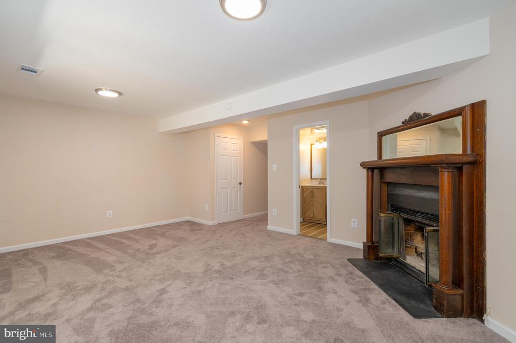 49 KINSMAN VIEW CIRCLE