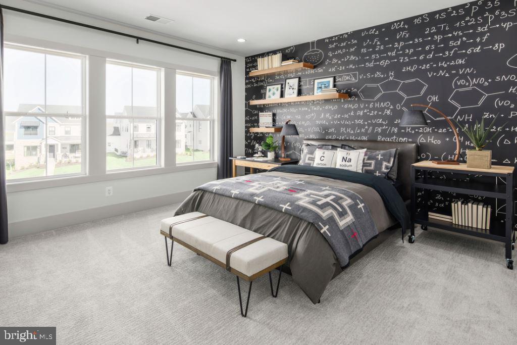 12118 HANSON FARM DRIVE