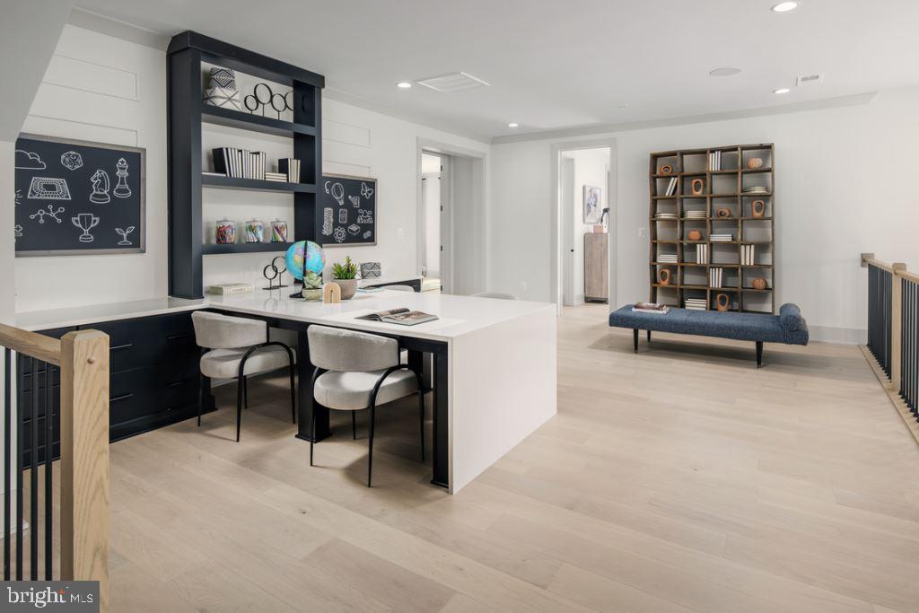 12118 HANSON FARM DRIVE