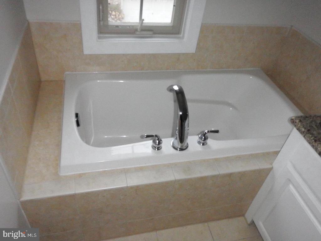 13316 SHEFFIELD MANOR DRIVE 15