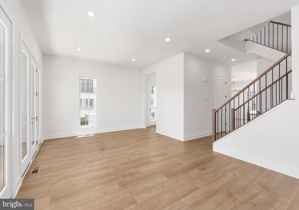8618 ERDEM PLACE