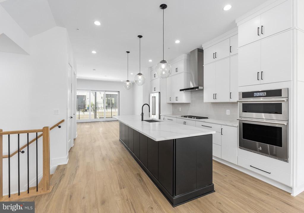 8622 ERDEM PLACE