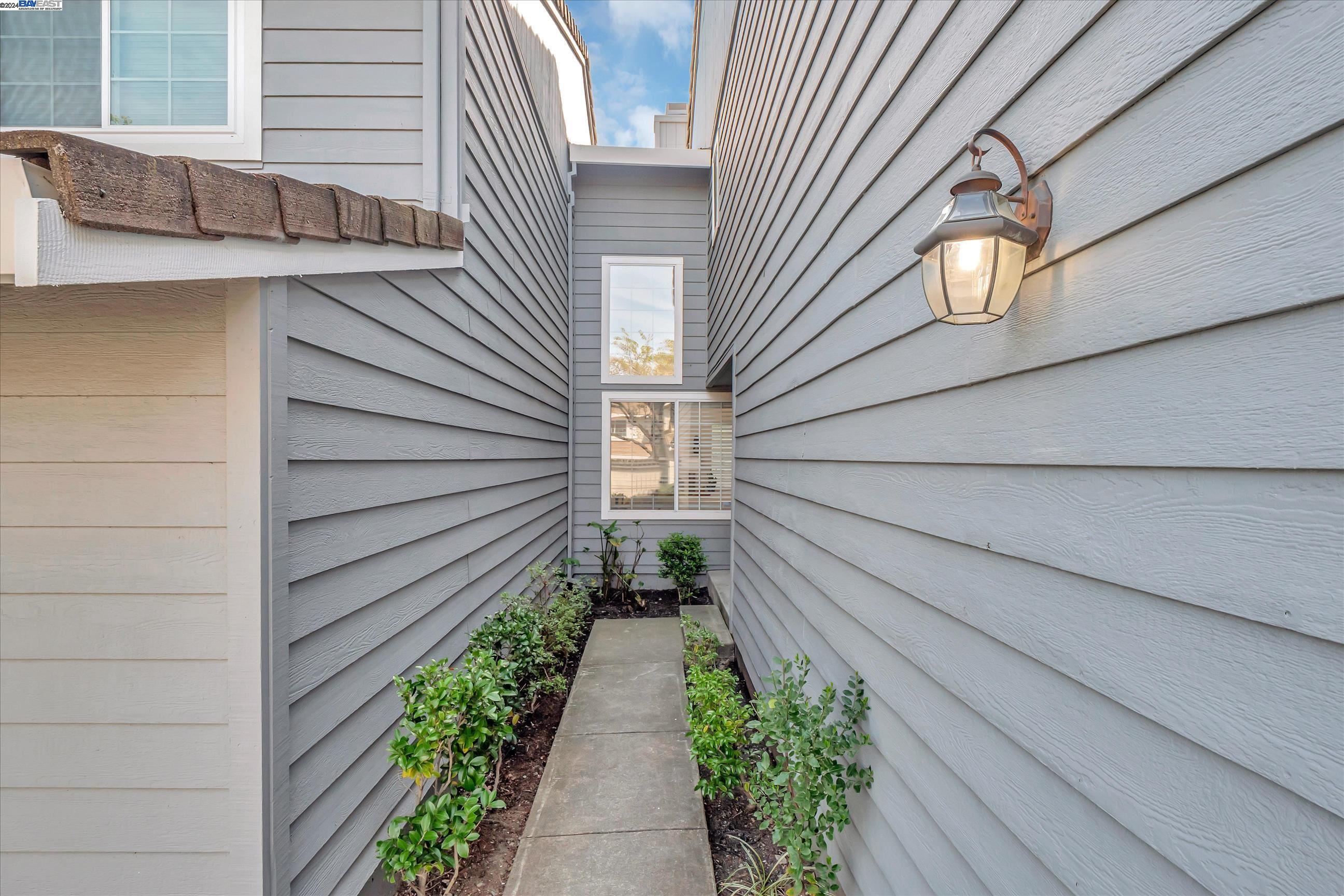 7538 Rolling Hills Cir