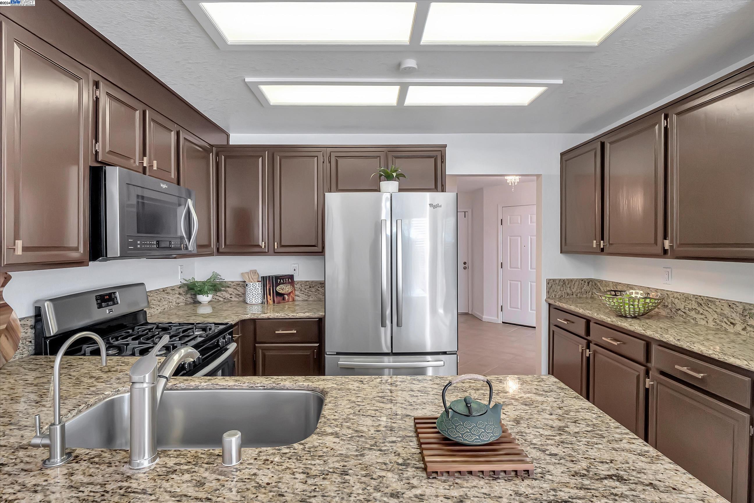 7538 Rolling Hills Cir